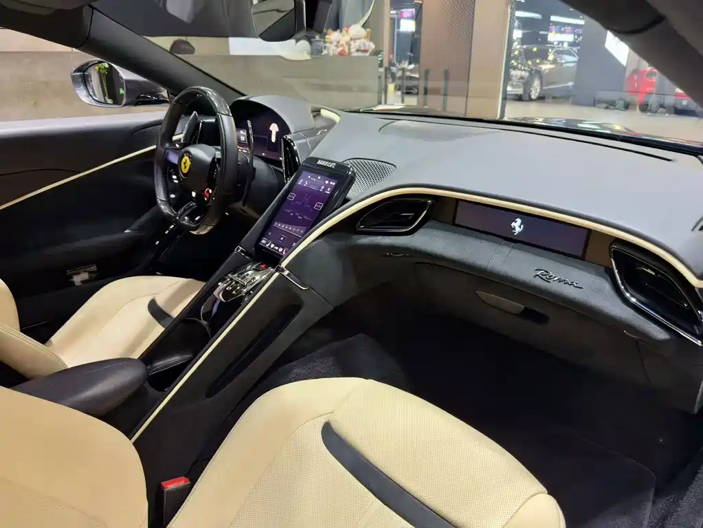 Ferrari Roma — миниатюра 7
