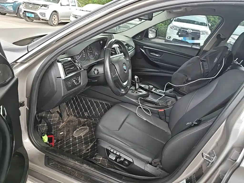 BMW 3 Series — миниатюра 15