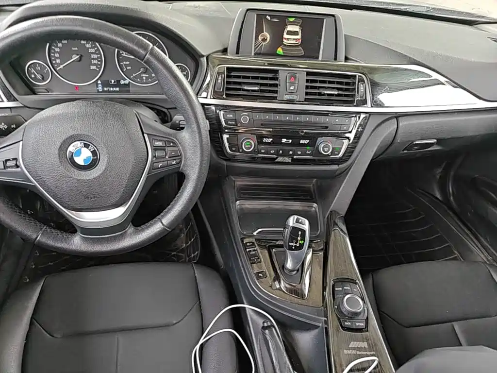 BMW 3 Series — миниатюра 13