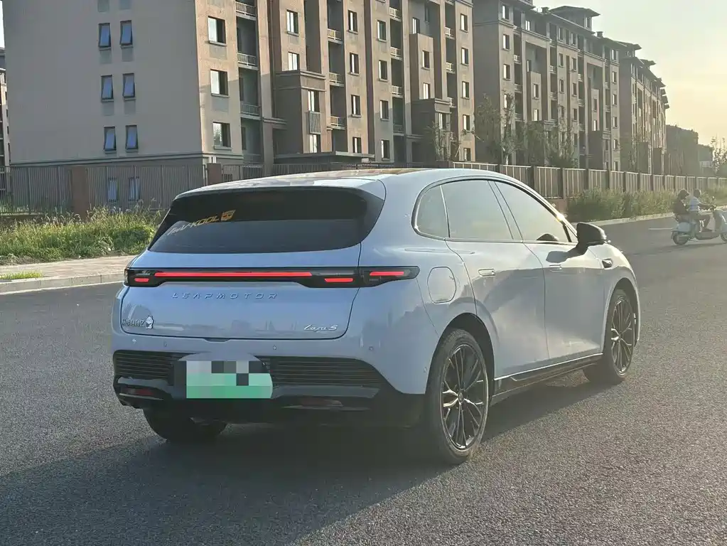 Leapmotor Ноль Лафа5 — миниатюра 6