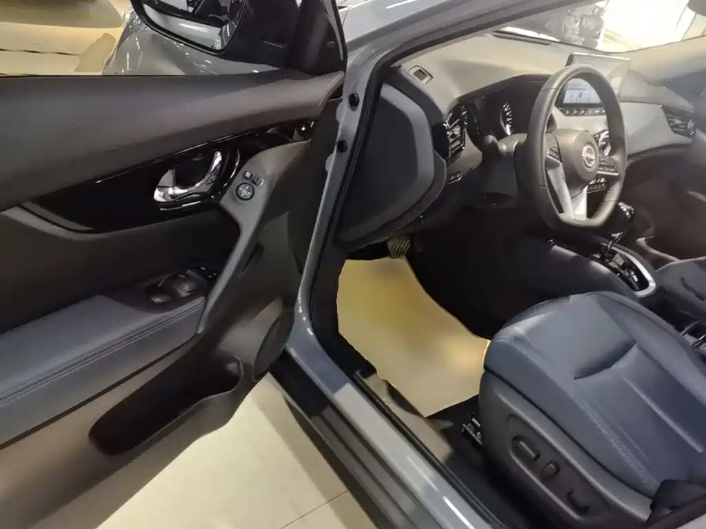 Nissan X-Trail — миниатюра 16