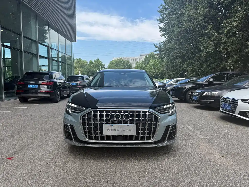 Audi A8 — миниатюра 2