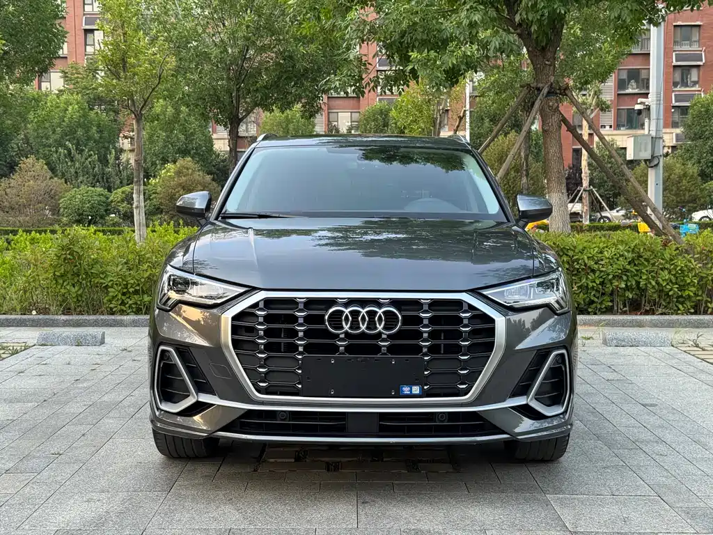 Audi Q3 2022 35 TFSI Fashion