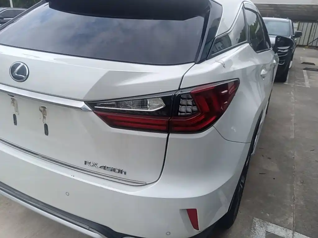 Lexus RX — миниатюра 24