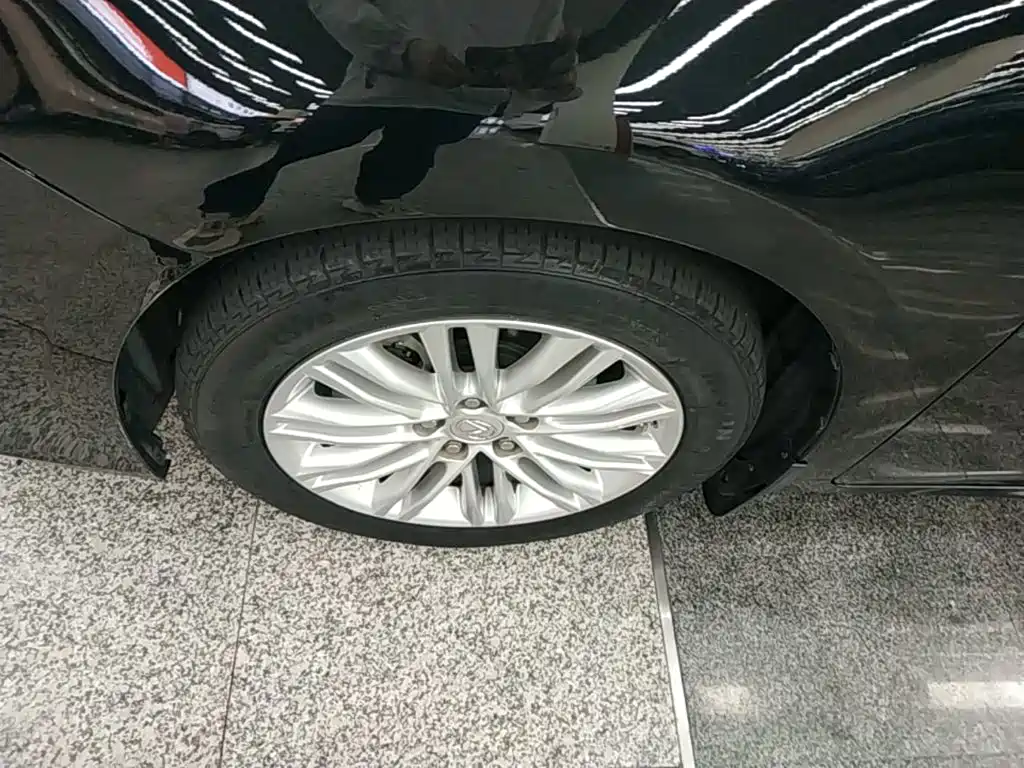 Lexus ES — миниатюра 23