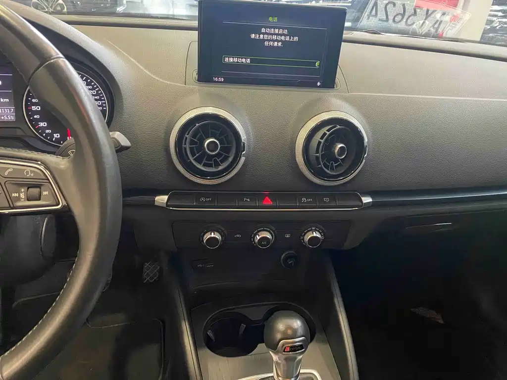 Audi A3 — миниатюра 9