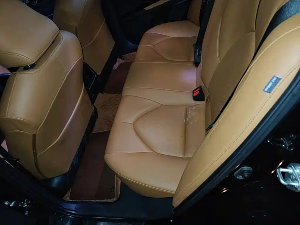 Toyota Camry — миниатюра 17
