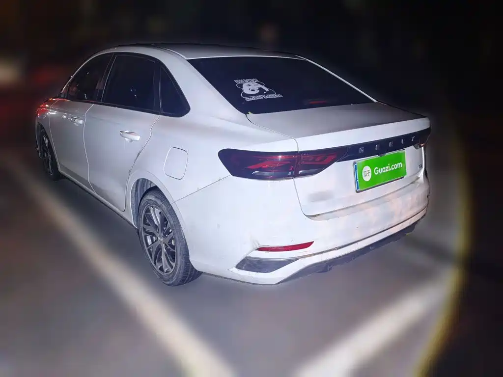 Geely Emgrand — миниатюра 25