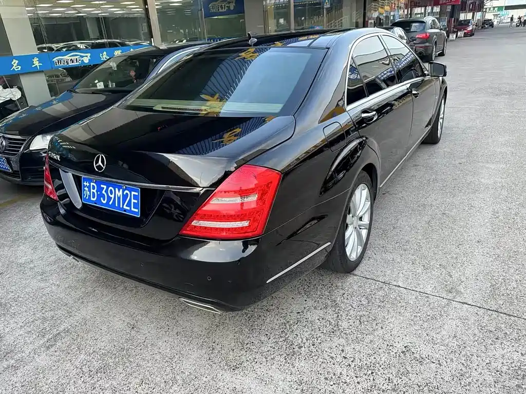 Mercedes-Benz S-Class — миниатюра 3
