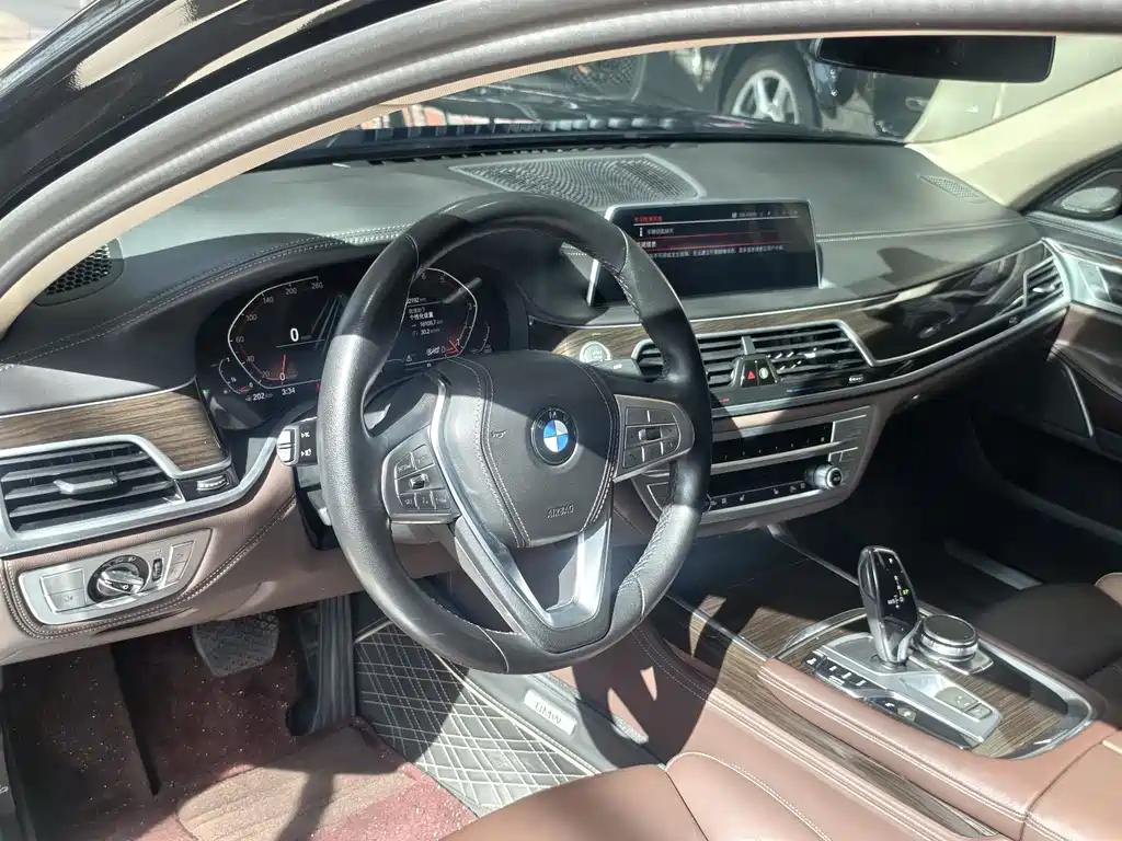 BMW 7 Series 7 2021 730Li Luxury