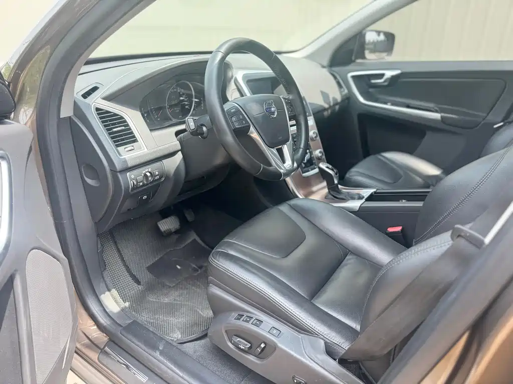 Volvo XC60 — миниатюра 7