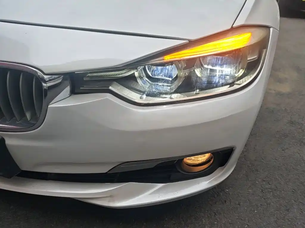 BMW 3 Series — миниатюра 24