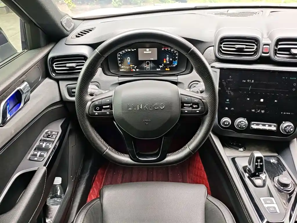 Lynk & Co 03 — миниатюра 11