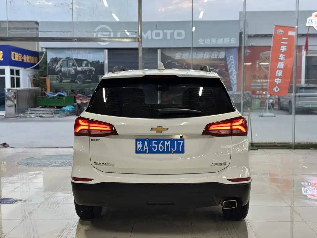 Chevrolet Equinox — миниатюра 11