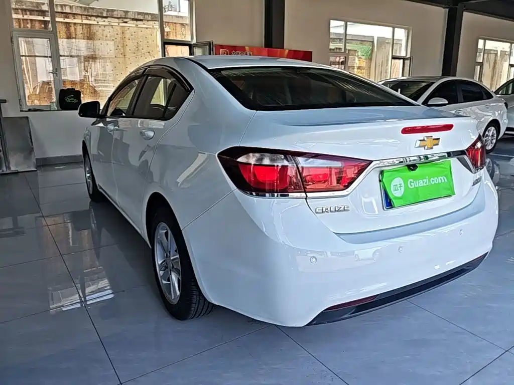 Chevrolet Cruze — миниатюра 5