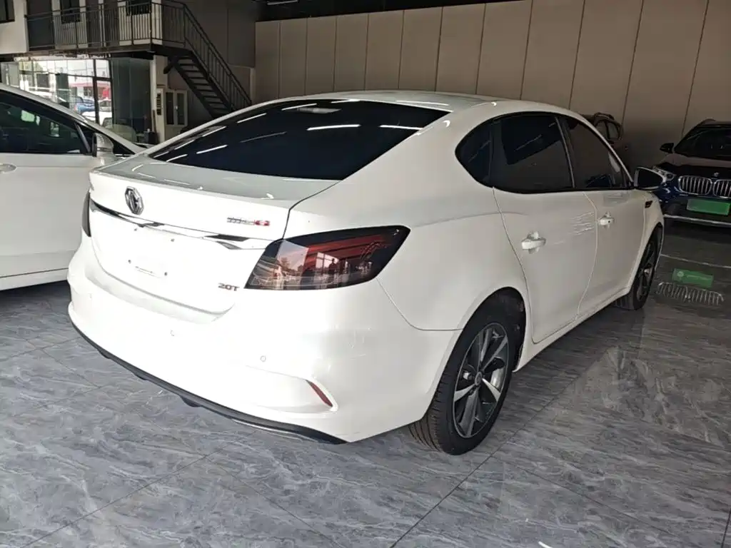 MG MG6 — миниатюра 7