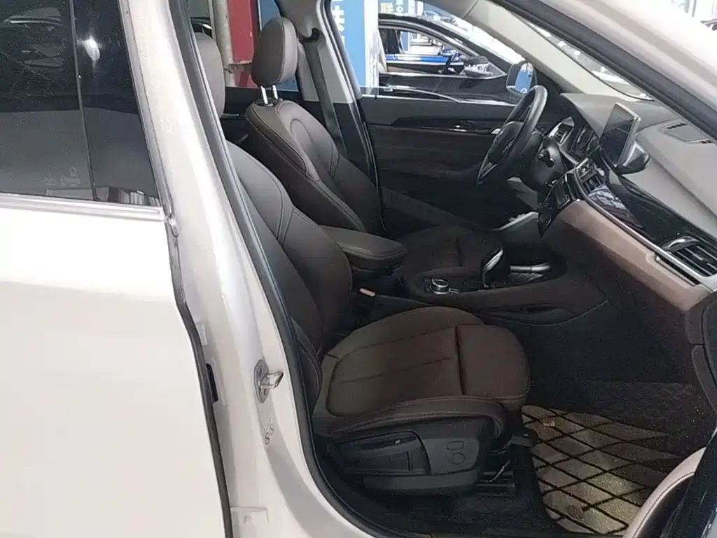 BMW X1 — миниатюра 25