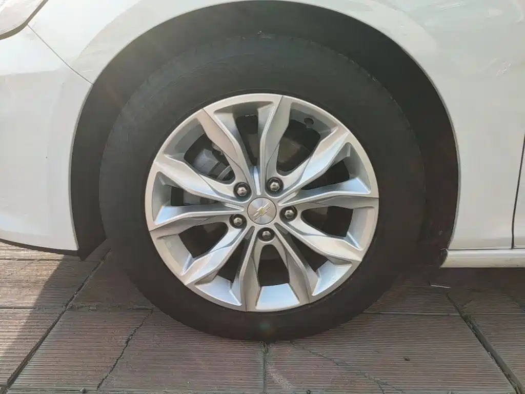 Chevrolet Malibu XL — миниатюра 25