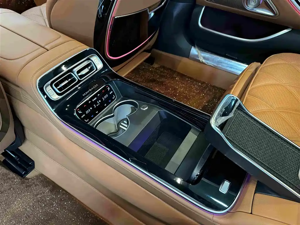 Mercedes-Benz S-Class — миниатюра 15