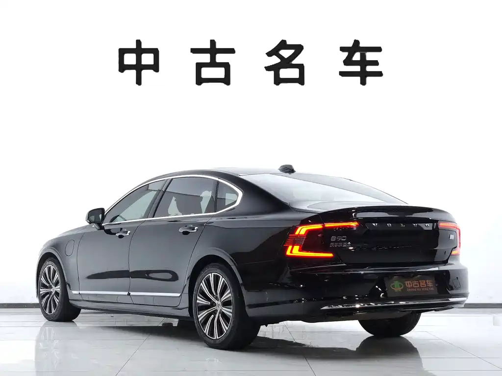Volvo S90 PHEV — миниатюра 6