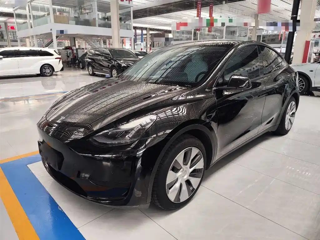 Tesla Model Y 2022