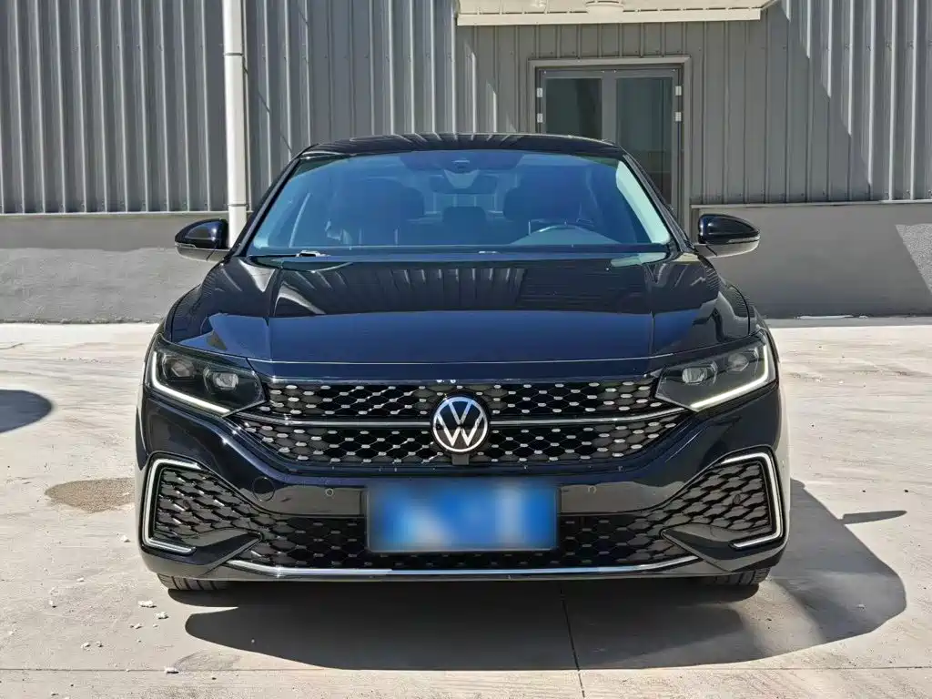 Volkswagen Passat — миниатюра 3