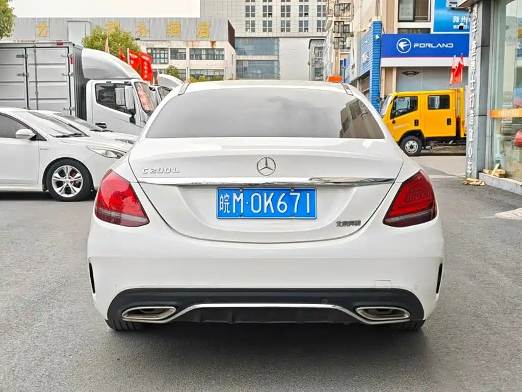 Mercedes-Benz C-Class — миниатюра 7
