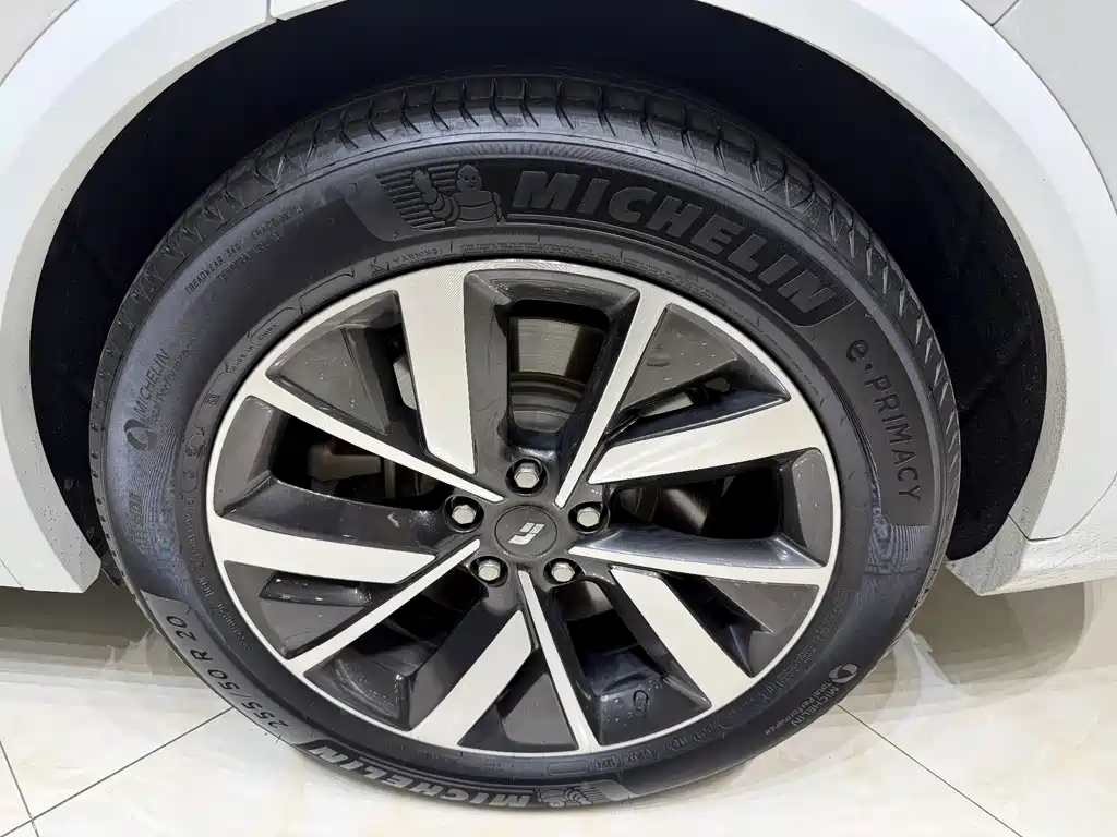 Li Auto Li L7 — миниатюра 19