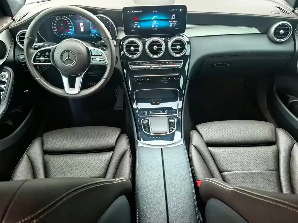 Mercedes-Benz GLC 2022 GLC 260 L 4MATIC