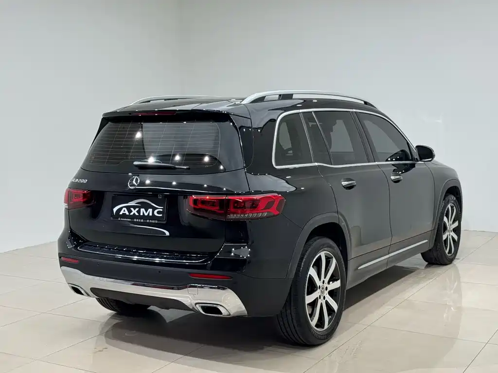 Mercedes-Benz GLB — миниатюра 4
