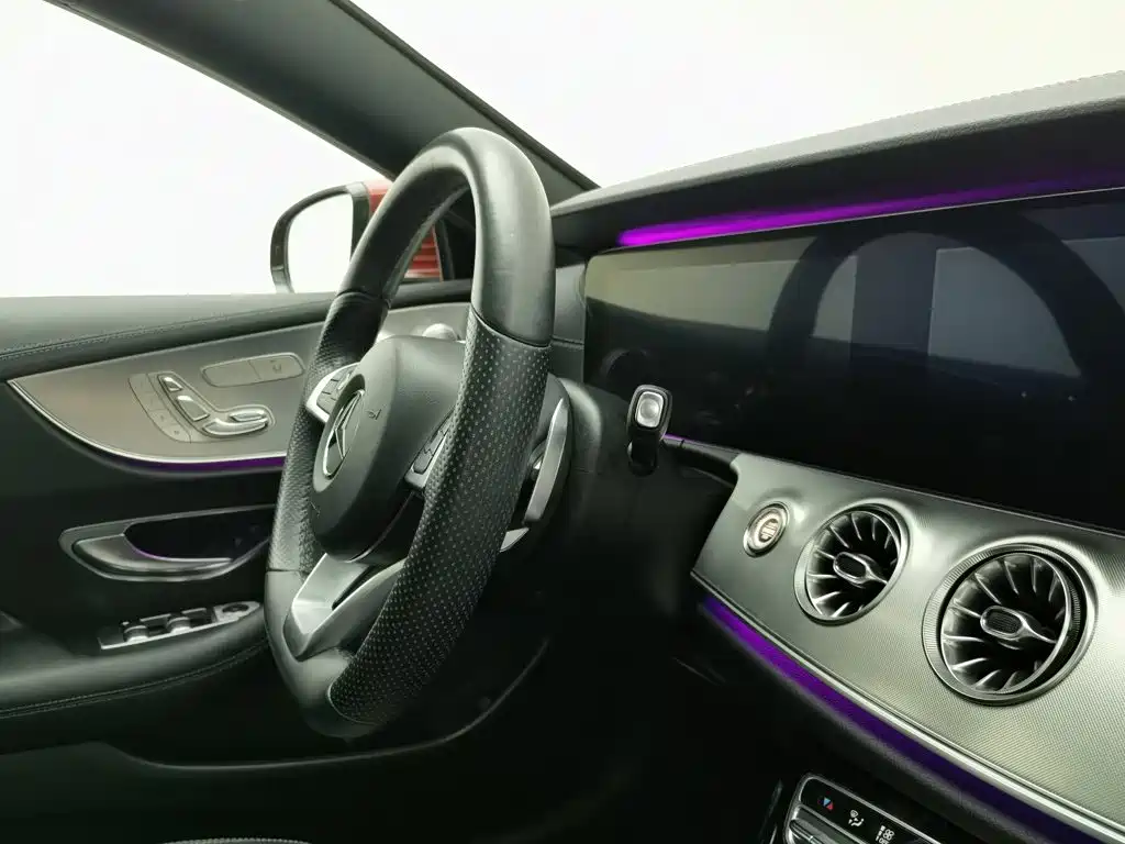 Mercedes-Benz E-Class (Import) — миниатюра 22