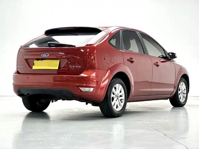 Ford Focus — миниатюра 9