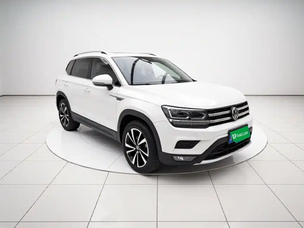 Volkswagen Tharu — миниатюра 3