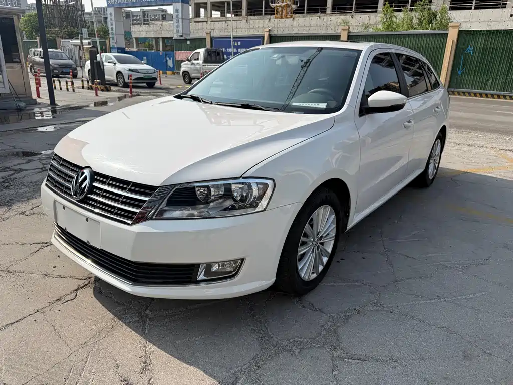 Volkswagen Gran Lavida 2014