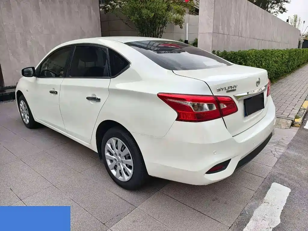 Nissan Sylphy — миниатюра 7