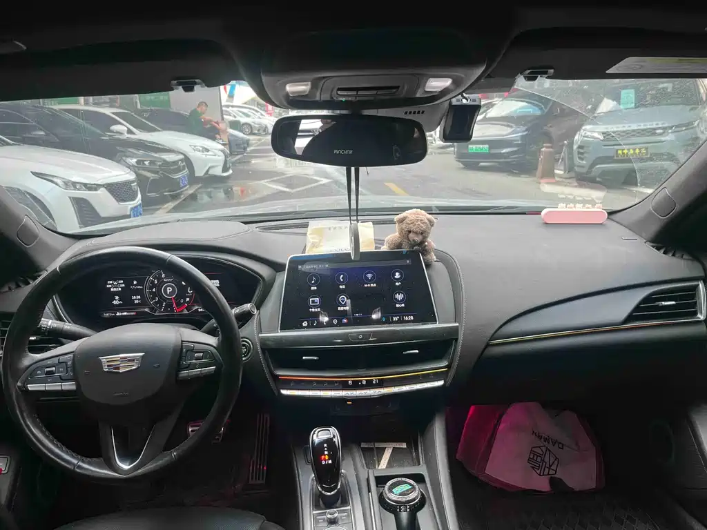 Cadillac CT5 — миниатюра 10