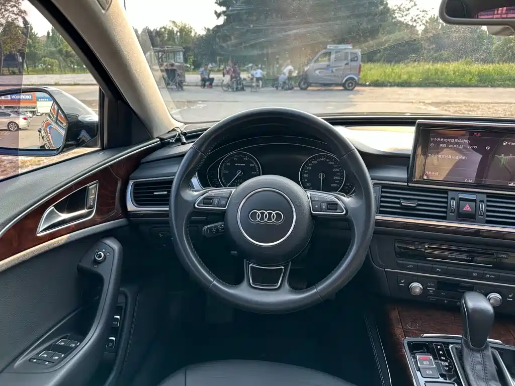 Audi A6L New Energy — миниатюра 20