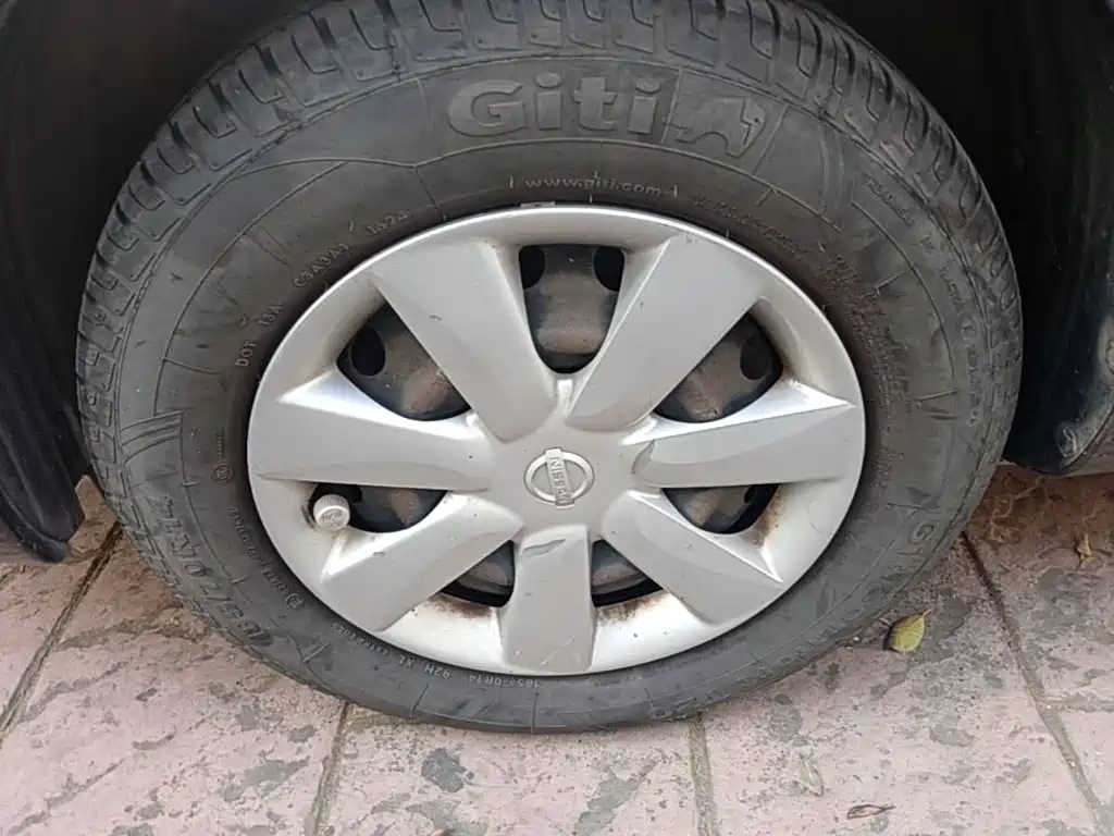 Nissan Sunny — миниатюра 23