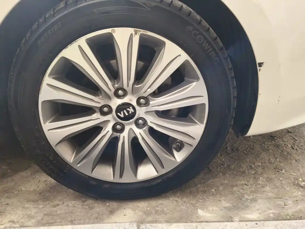 Kia K4 — миниатюра 8