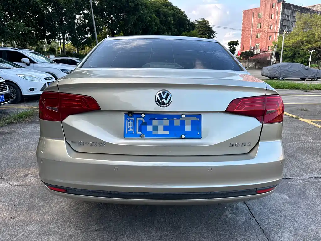 Volkswagen Bora — миниатюра 5