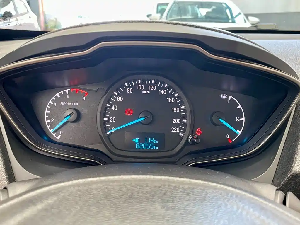 Ford Escort — миниатюра 13
