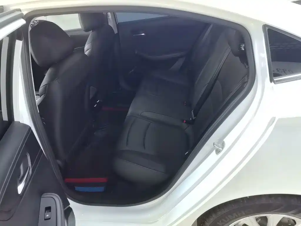 Roewe i5 — миниатюра 17