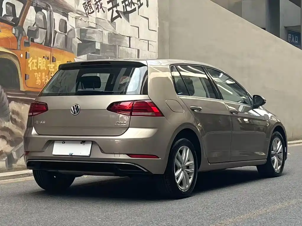 Volkswagen Golf — миниатюра 5