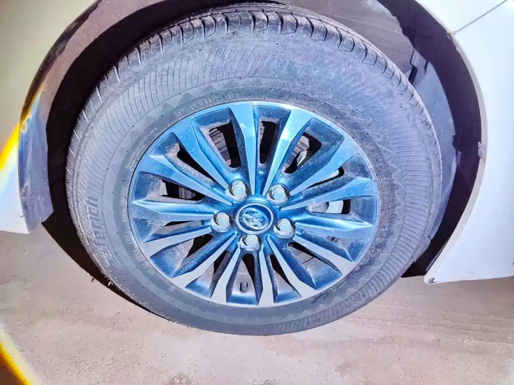 Toyota Corolla — миниатюра 8