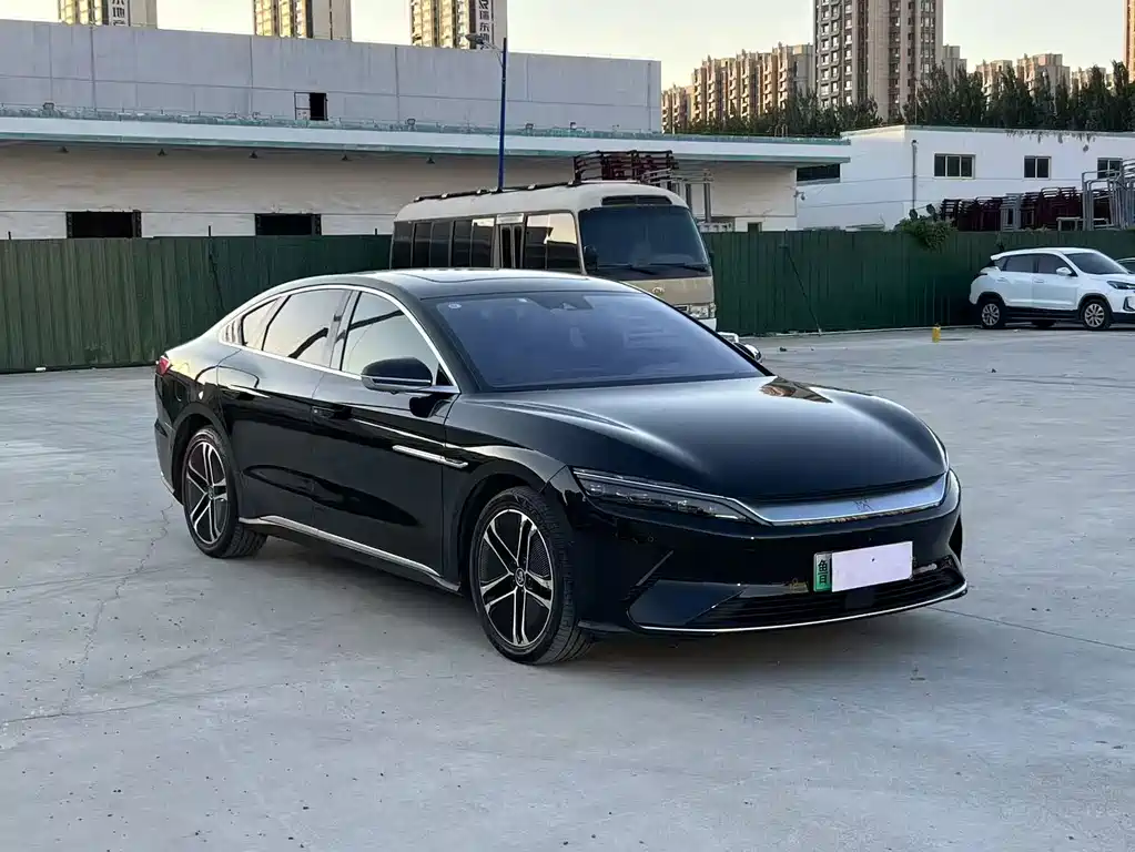 BYD Han — миниатюра 3