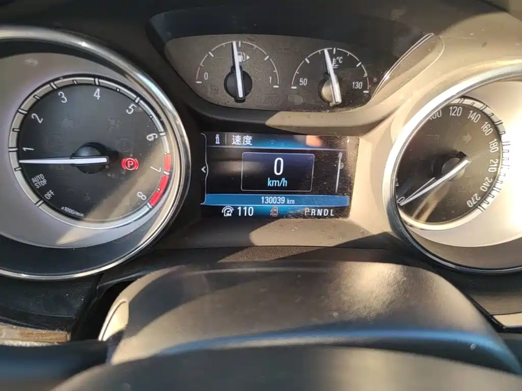 Buick Verano — миниатюра 12