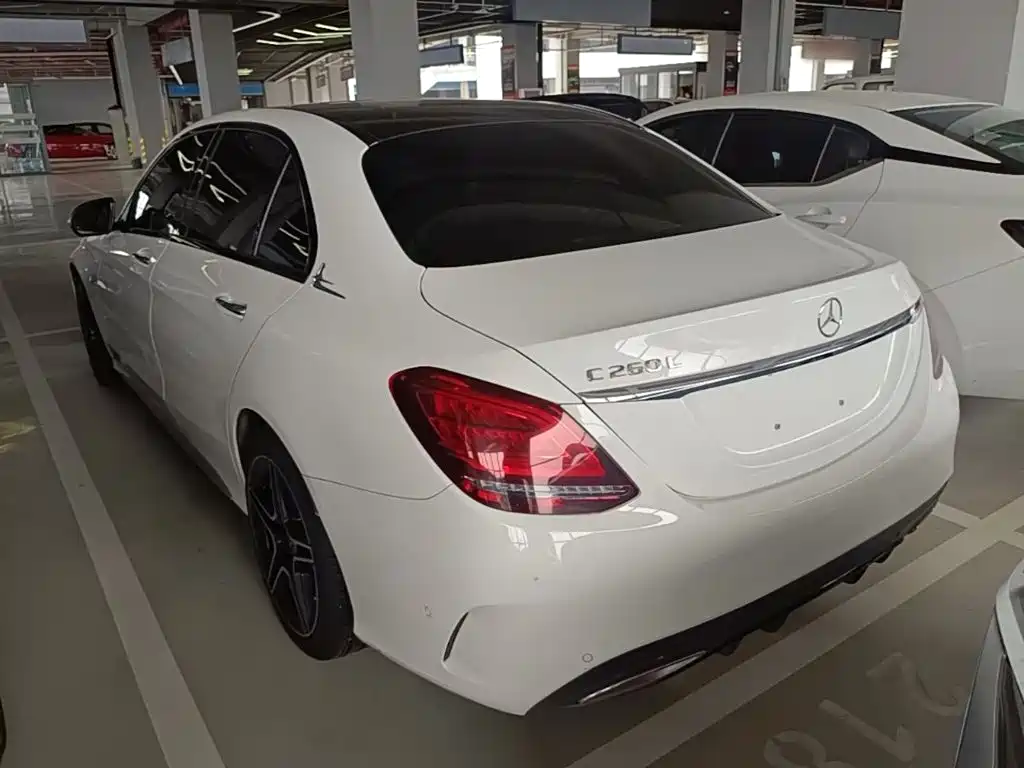 Mercedes-Benz C-Class — миниатюра 5