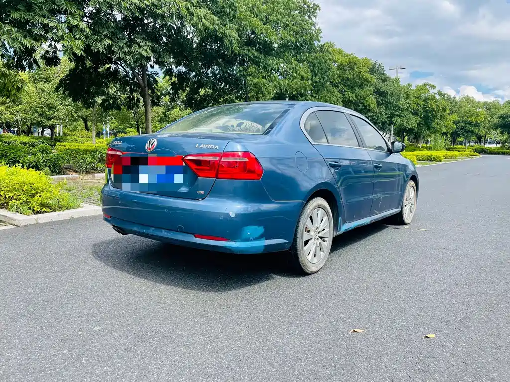 Volkswagen Lavida — миниатюра 9