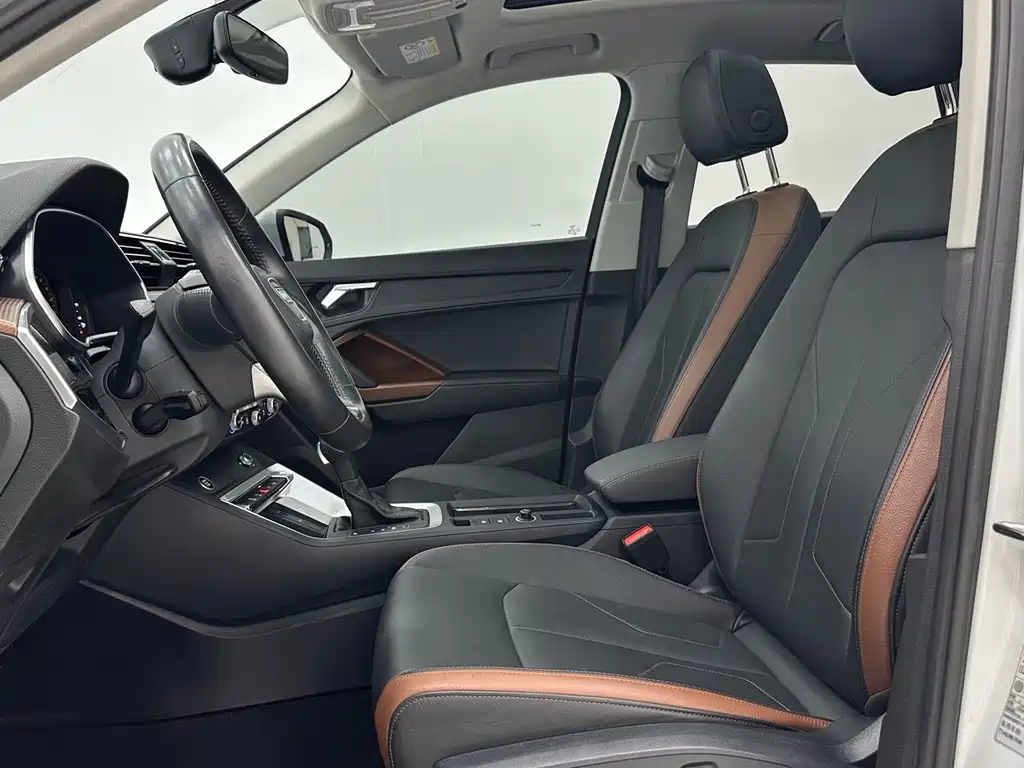 Audi Q3 — миниатюра 7