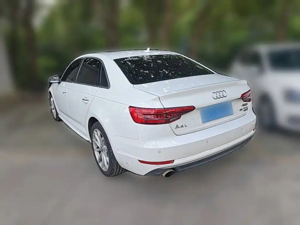 Audi A4L — миниатюра 7